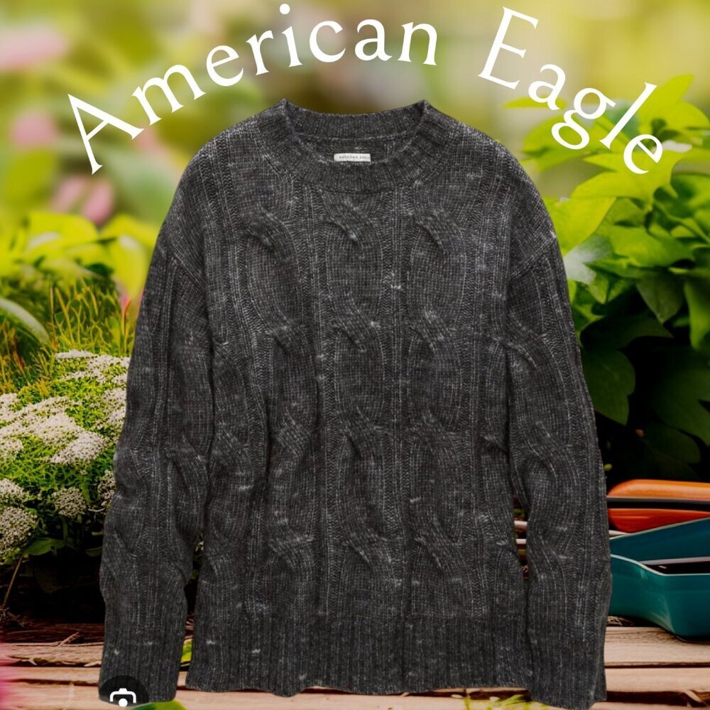 NEW!!! American Eagle Grey Cable Knit Sweater - Size M